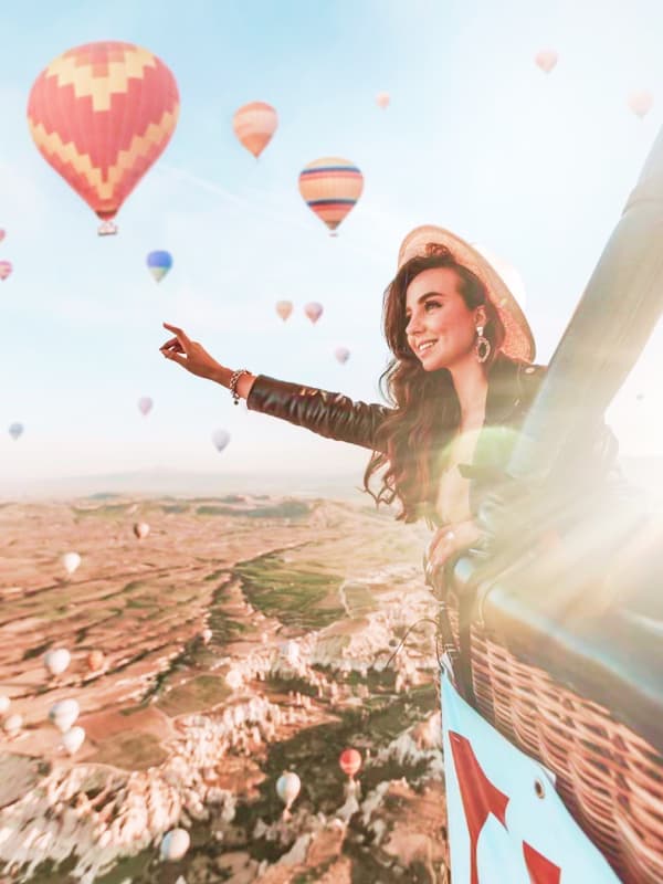 Girl-balloon